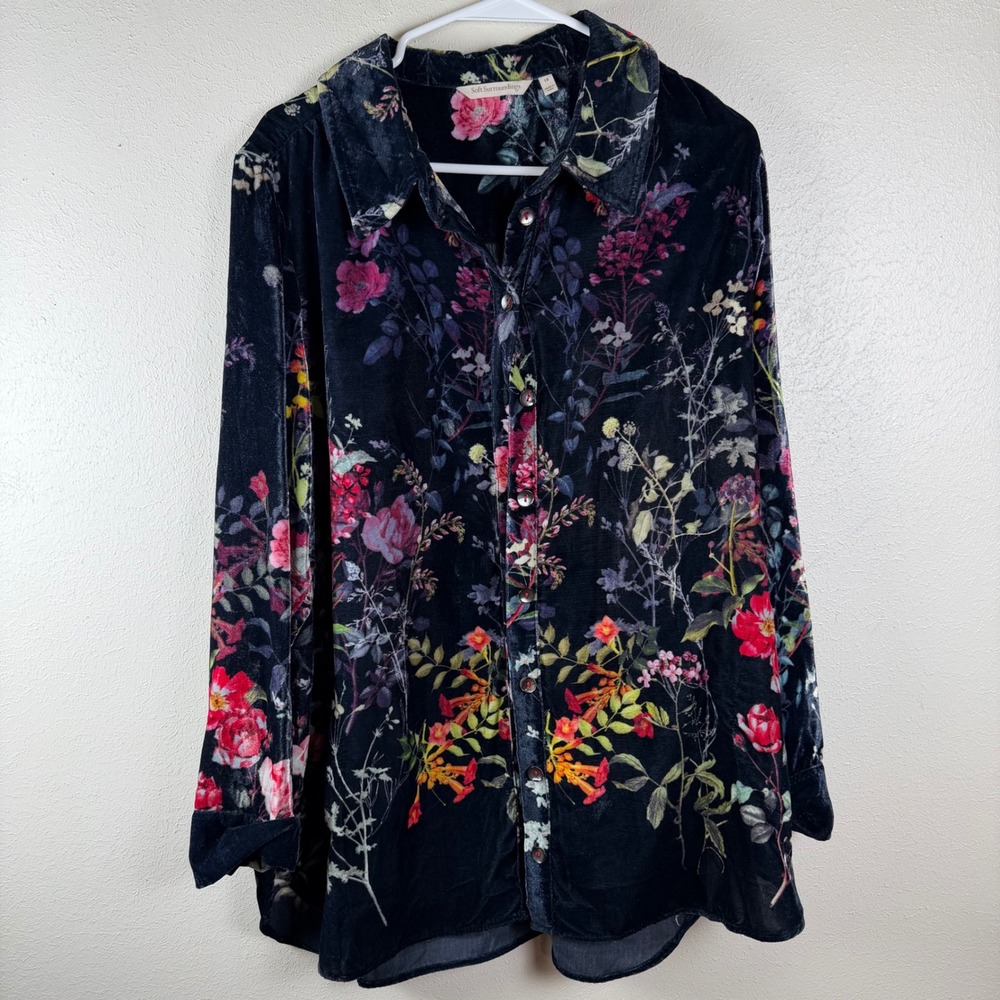 Soft Surroundings Velvet Floral Button Down Shirt Womens 1X Navy Botanical